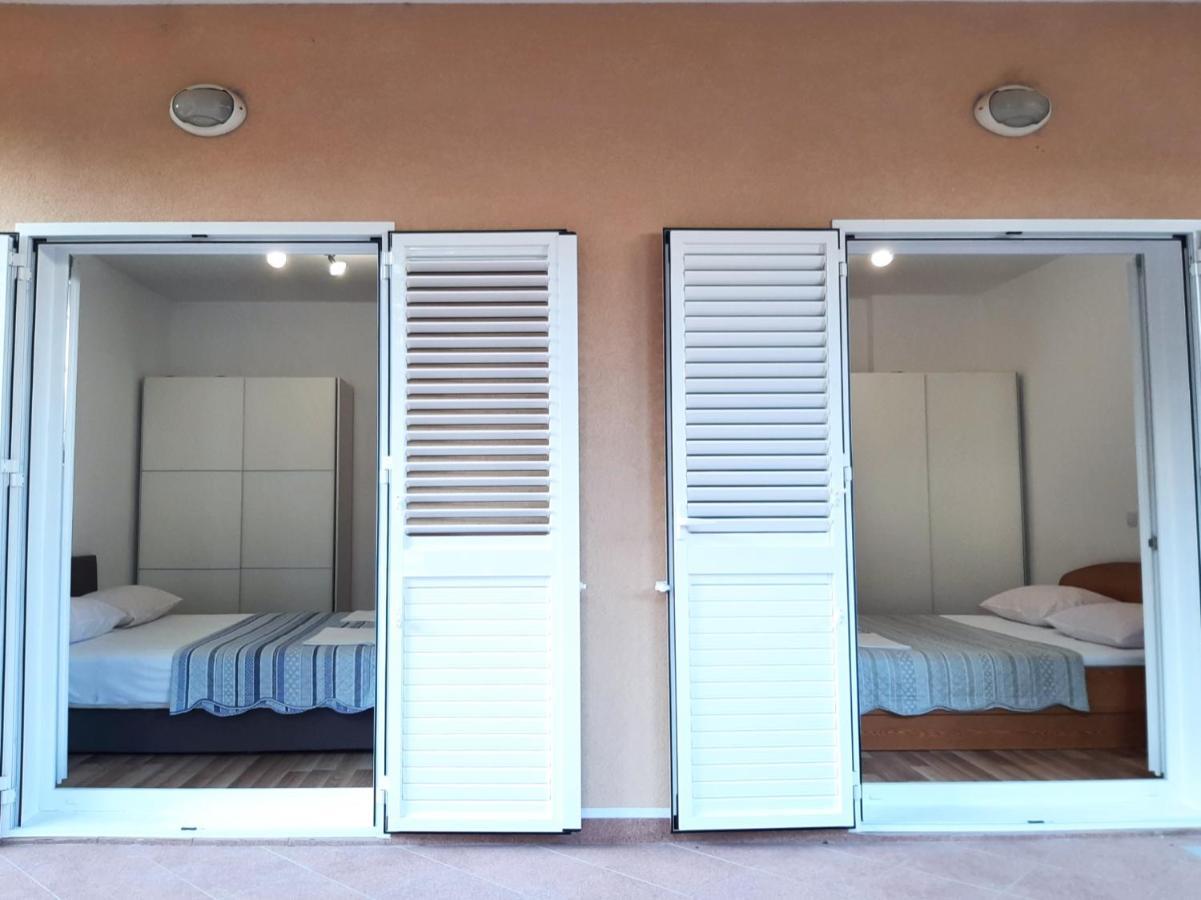 Apartmani I Soba Andrijasevic Makarska Exteriör bild