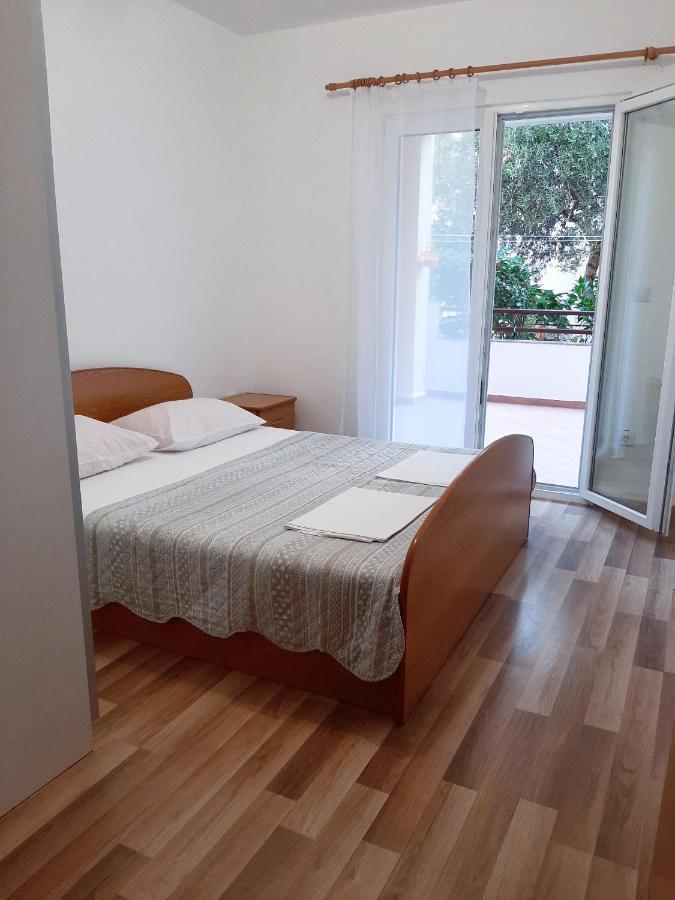 Apartmani I Soba Andrijasevic Makarska Exteriör bild