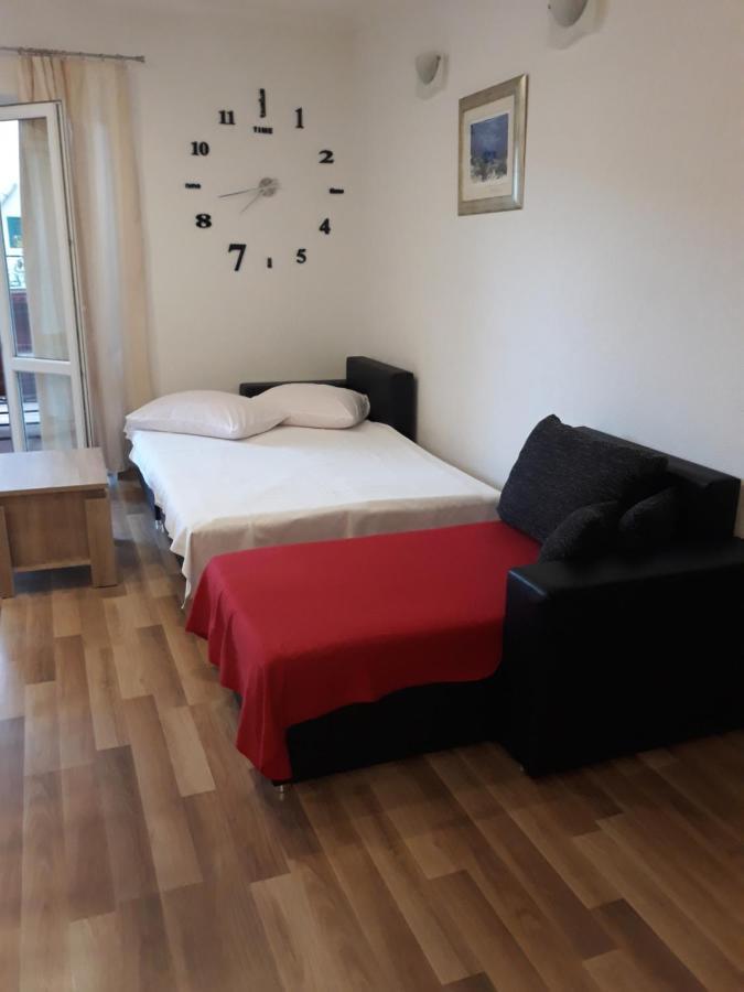 Apartmani I Soba Andrijasevic Makarska Exteriör bild