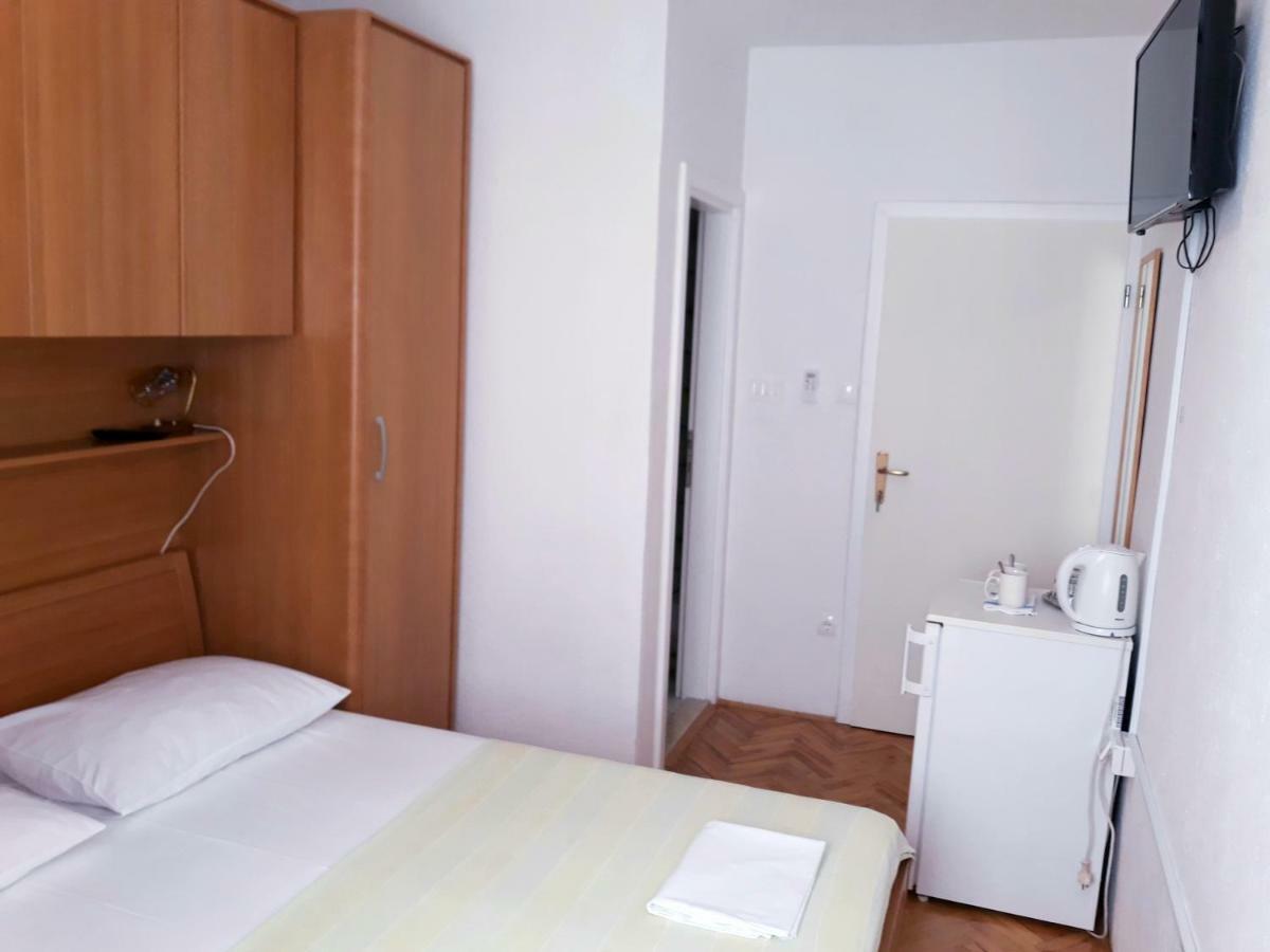 Apartmani I Soba Andrijasevic Makarska Exteriör bild